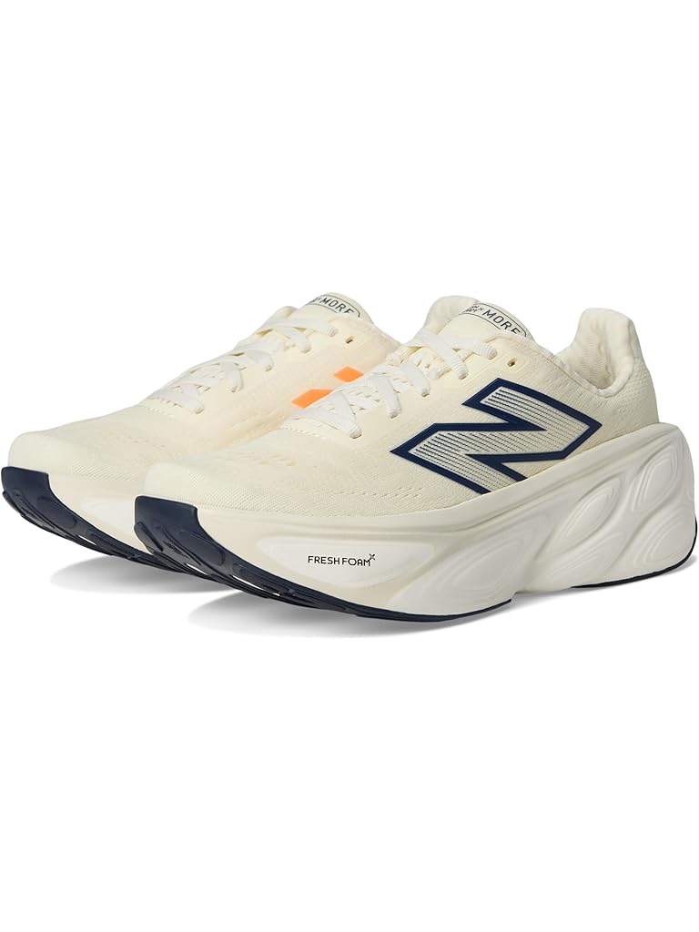 White New Balance Fresh Foam X More v5