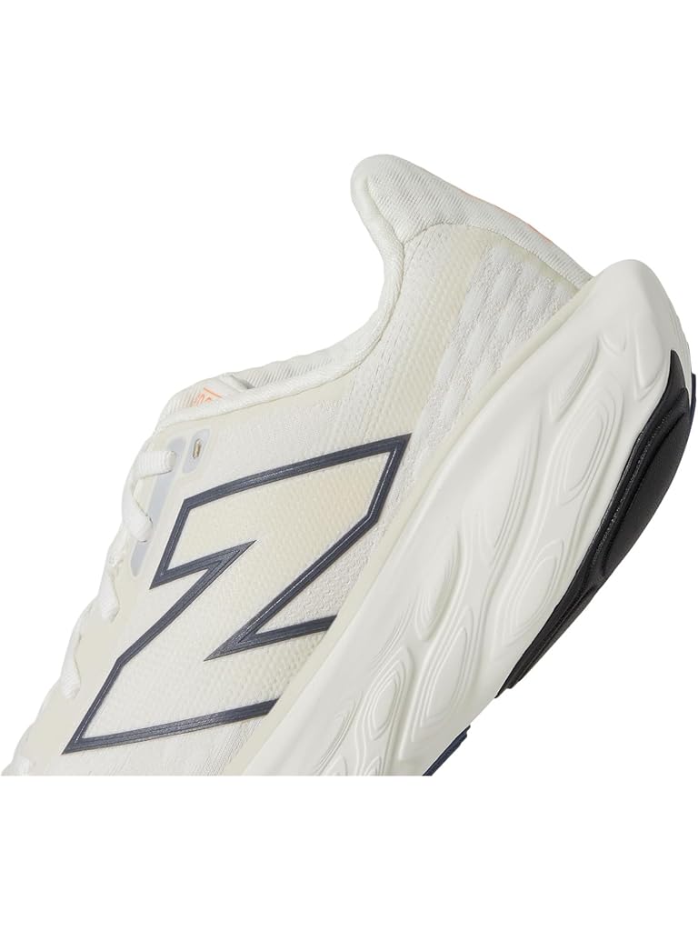 White New Balance Fresh Foam X 1080v14