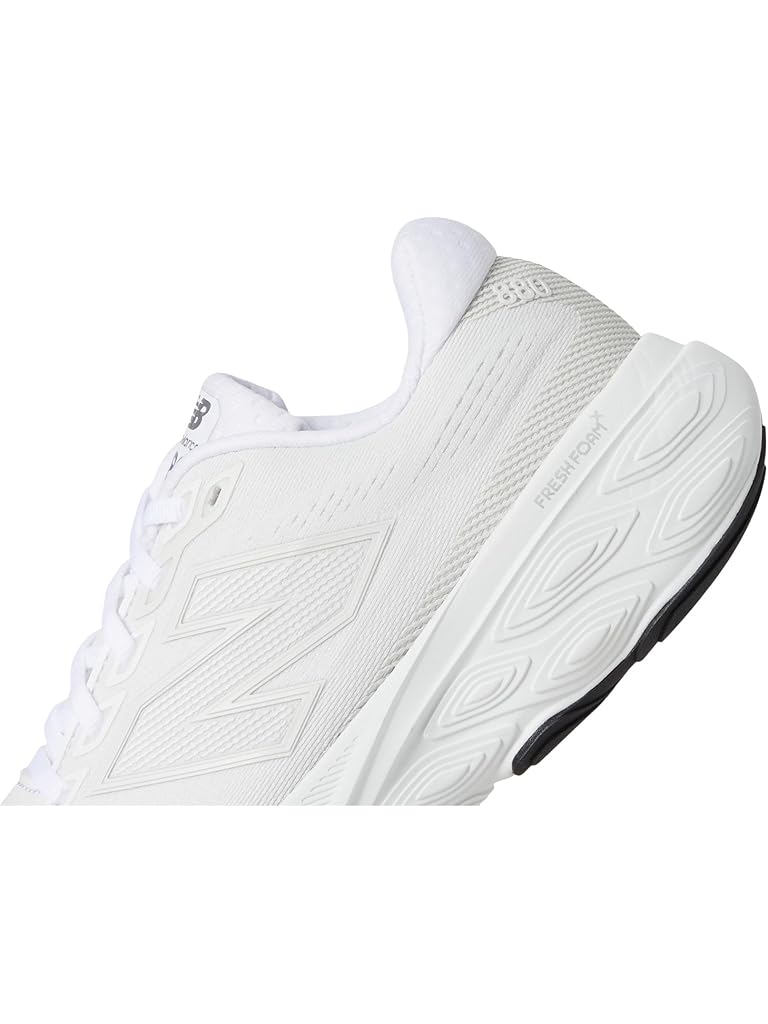 White New Balance Fresh Foam X 880 v15