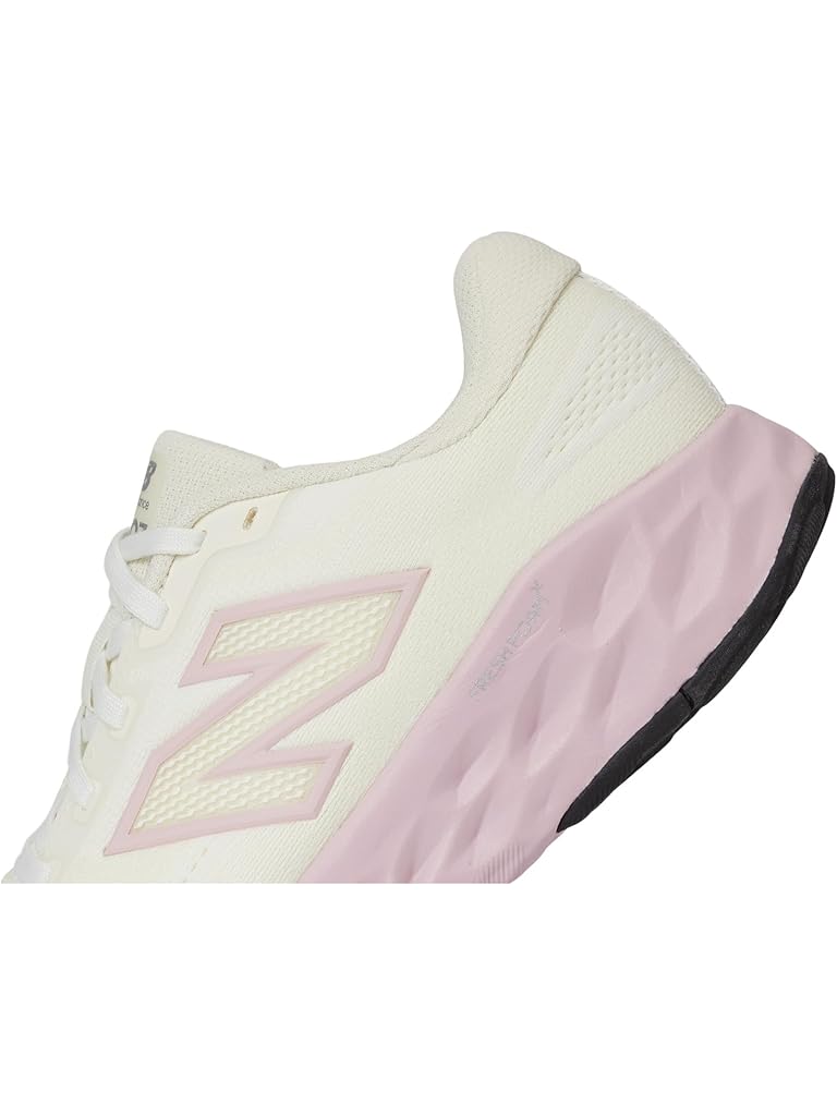 White New Balance Fresh Foam X Evoz v4